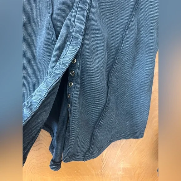 Free People Black Fitted Buttoned Blouse M - Picture 7 of 12